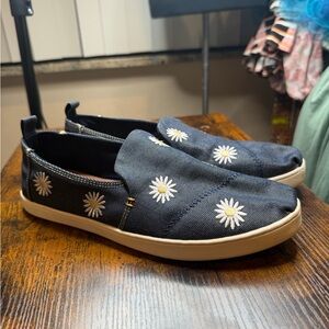 TOMS Women's Alpargata Cupsole Embroidery Slip-On Sneakers Size 9W